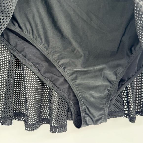 Torrid Mesh Swim Skirt With Brief High Rise Black Plus Size 2X Beach Whimsigoth - Picture 6 of 10